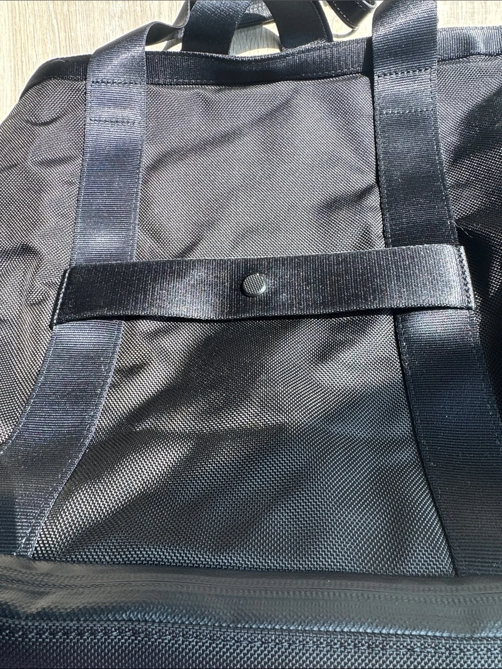 TUMI Alpha 3 Carryall Tote Bag in Black (Style Number: 138555-1041 - Picture 8 of 8